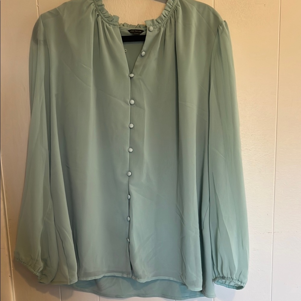 Elegant Women's Blouse in Light Green